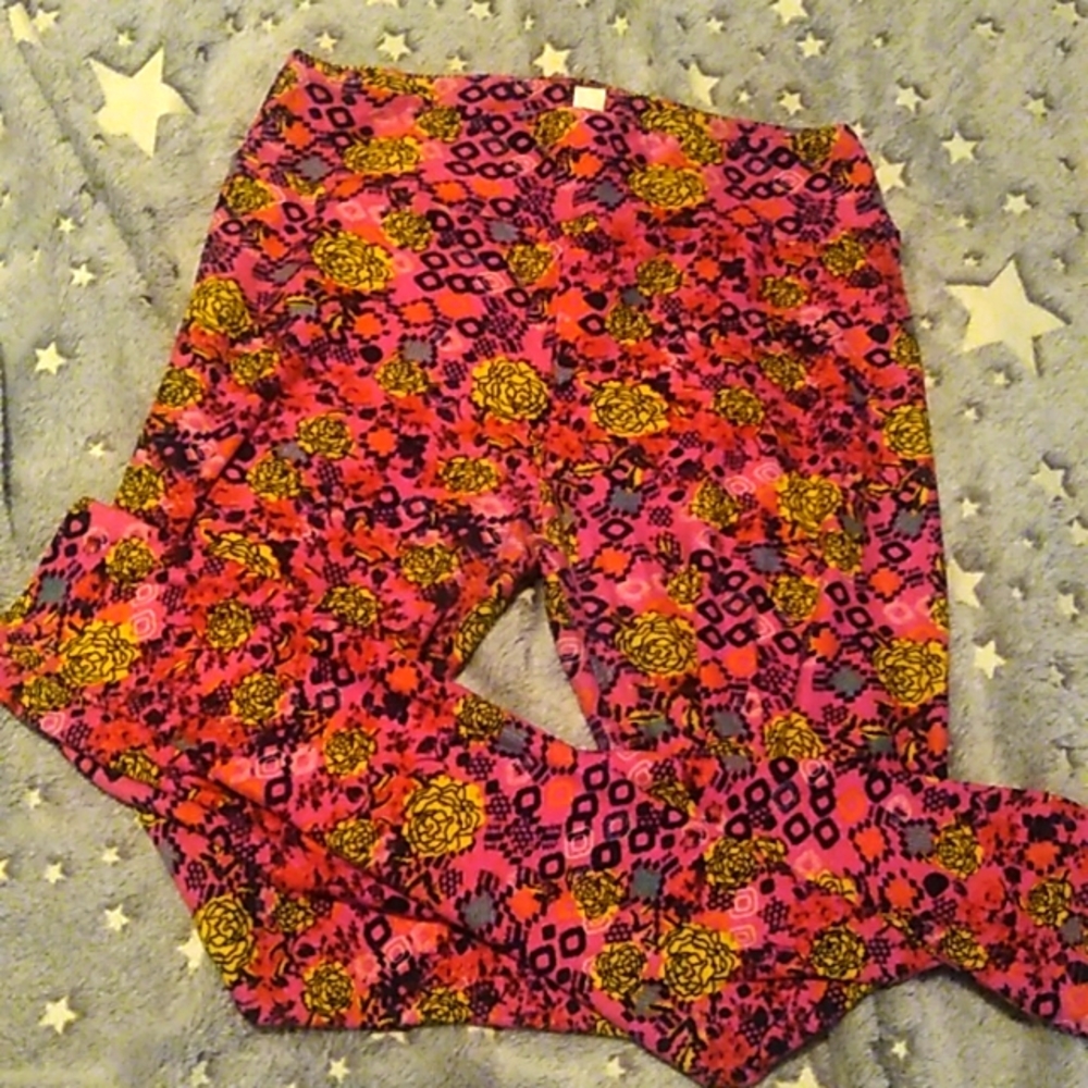 LuLaRoe leggings, OS, multi colored.... Pink, yellow, black and light blue.